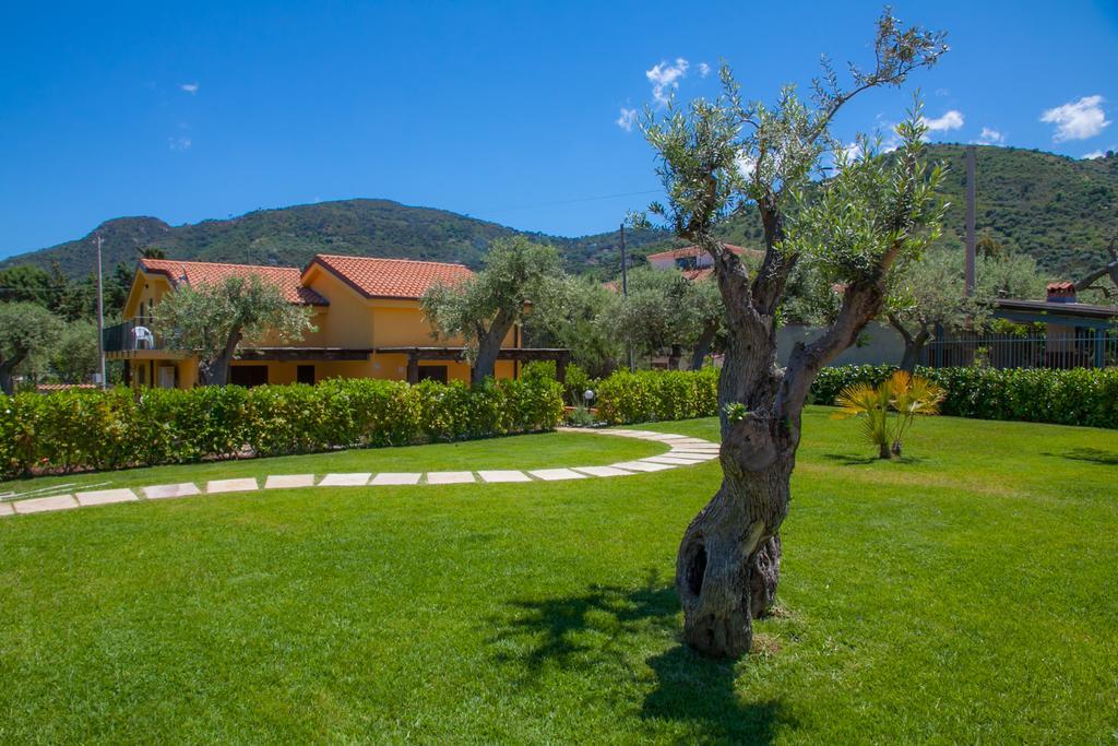 Baia Degli Ulivi Apartments Чефалу Екстериор снимка