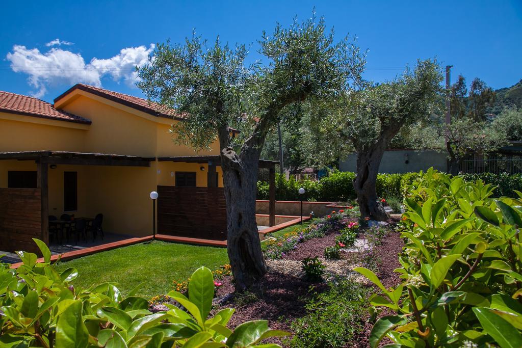 Baia Degli Ulivi Apartments Чефалу Екстериор снимка