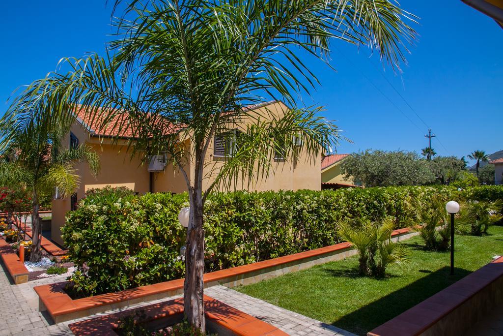 Baia Degli Ulivi Apartments Чефалу Екстериор снимка