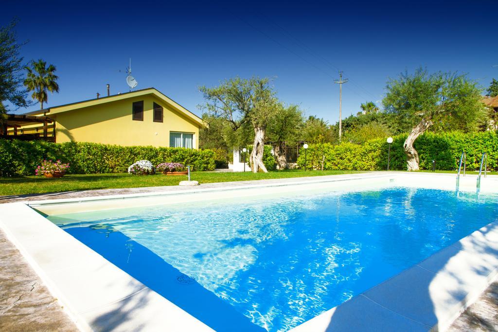 Baia Degli Ulivi Apartments Чефалу Екстериор снимка