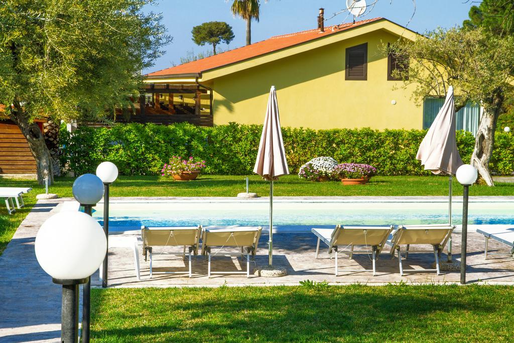 Baia Degli Ulivi Apartments Чефалу Екстериор снимка
