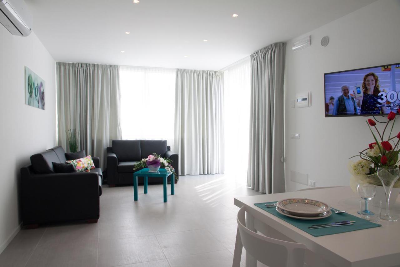 Baia Degli Ulivi Apartments Чефалу Стая снимка