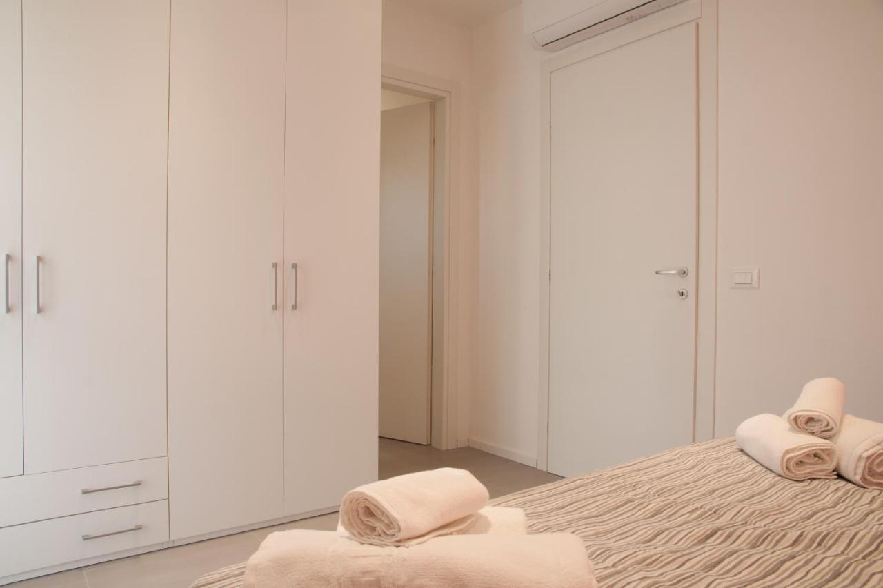 Baia Degli Ulivi Apartments Чефалу Стая снимка