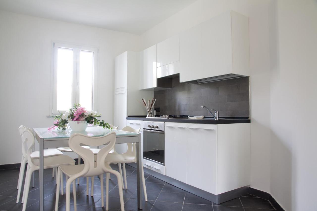 Baia Degli Ulivi Apartments Чефалу Стая снимка